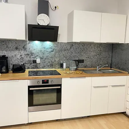 Gemuetliche, Helle, Ruhige Im Zentrum Von