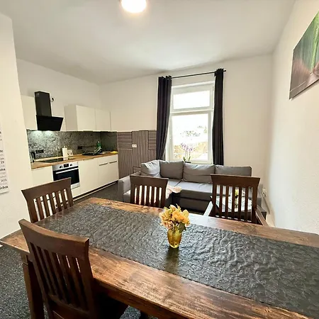 Appartement Gemuetliche, Helle, Ruhige Im Zentrum Von *