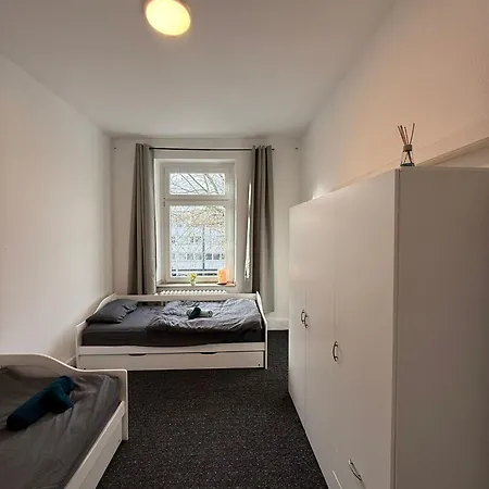 Gemuetliche, Helle, Ruhige Im Zentrum Von Düsseldorf